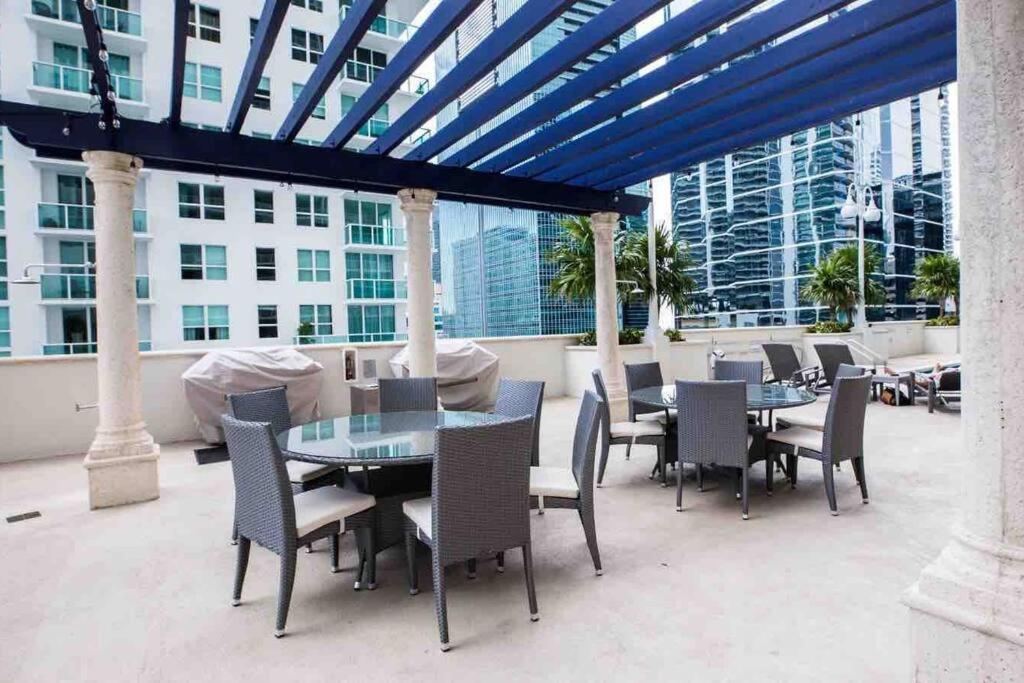 Bright And Cozy 2br At Brickell, Free Parking Apartment Miami