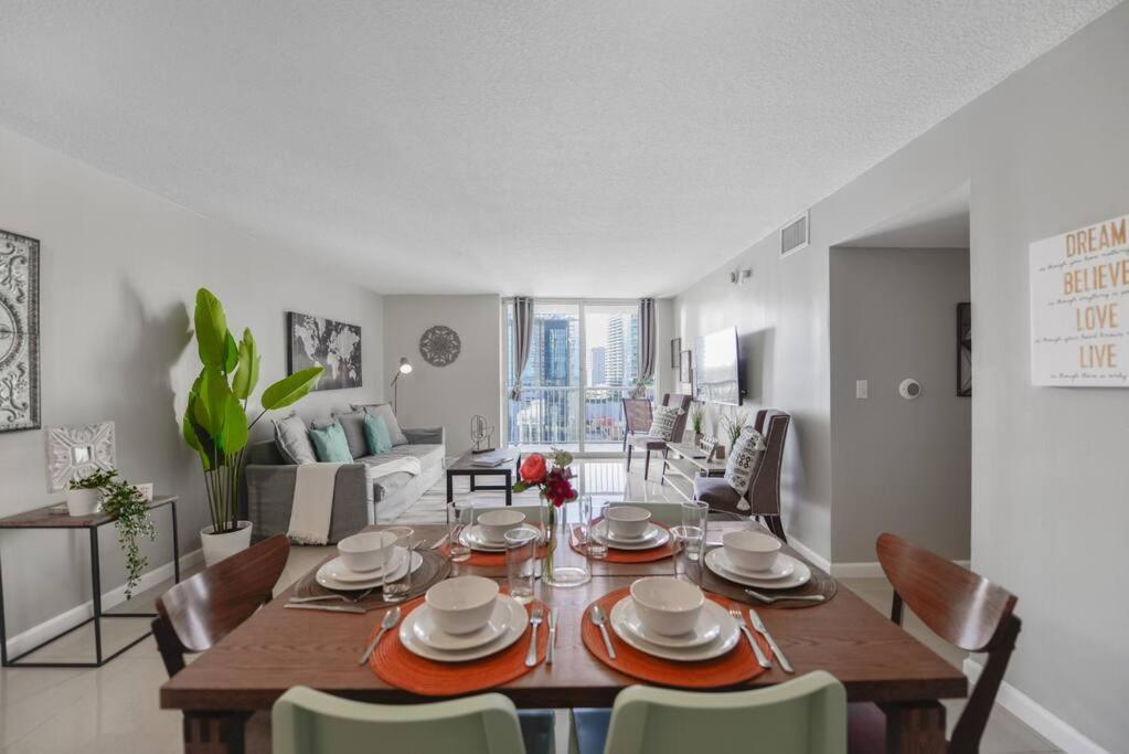 Apartment Amazing 3 Bedroom At Brickell With Pool