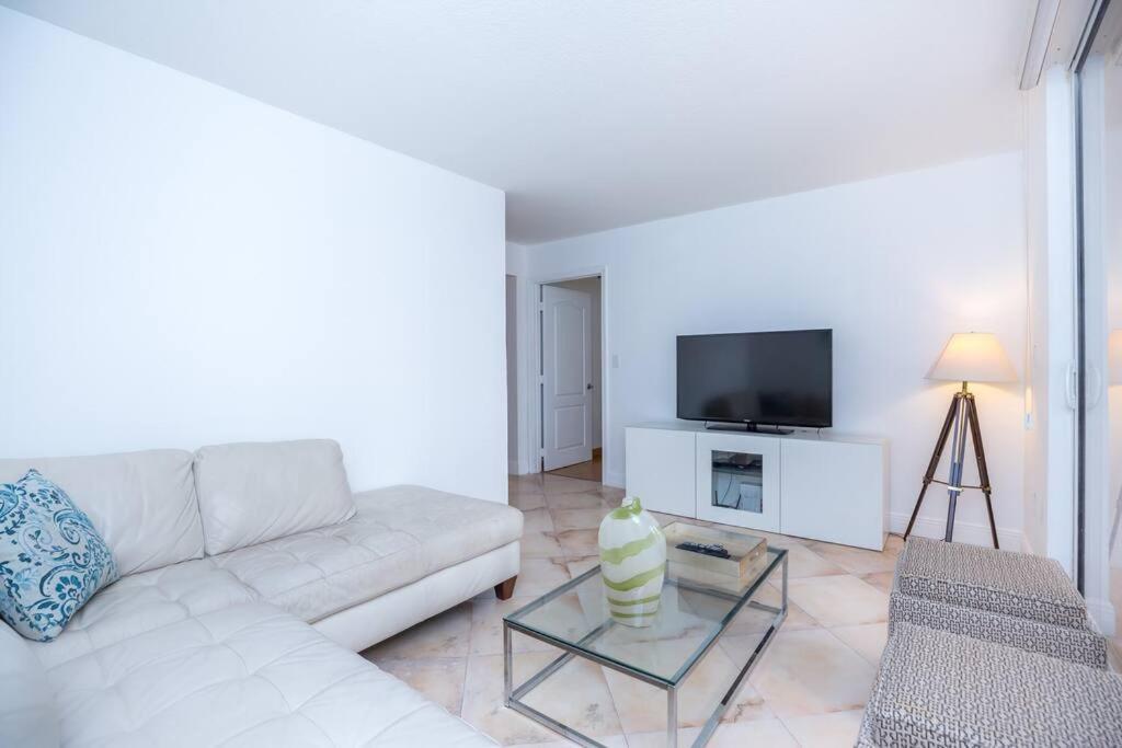 Apartment Amazing 2 Bedroom At Brickell, Free Parking *