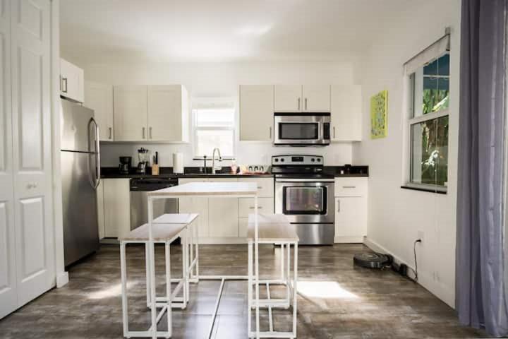 Apartment Upper East Side Oasis