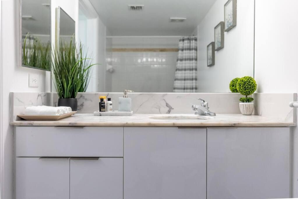 Beautiful 3 Bedroom In Brickell Miami