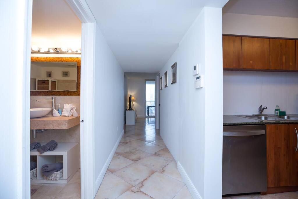 Amazing 2 Bedroom At Brickell, Free Parking Apartment
