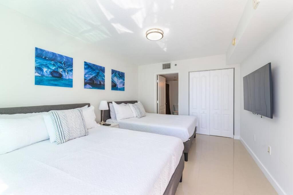 Stunning 2br With Ocean View At Brickell, Free Parking Apartment *