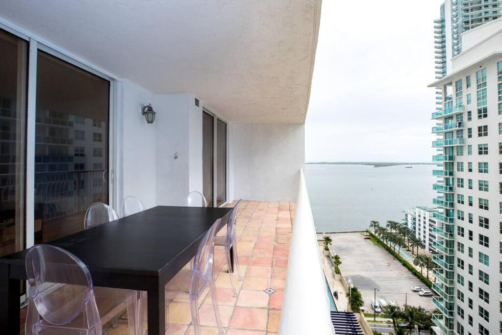 Amazing 2 Bedroom At Brickell, Free Parking Apartment