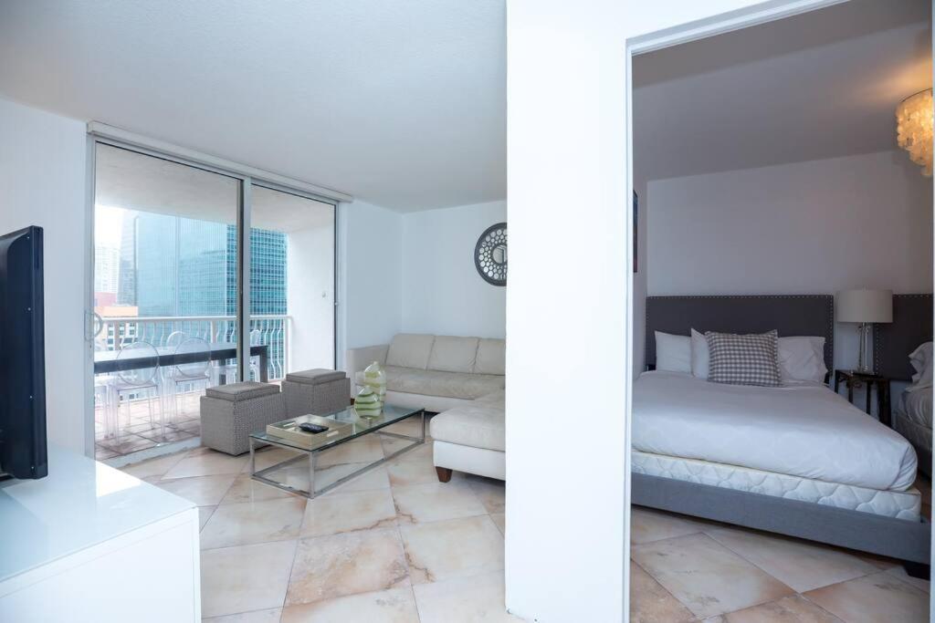 Amazing 2 Bedroom At Brickell, Free Parking * Miami