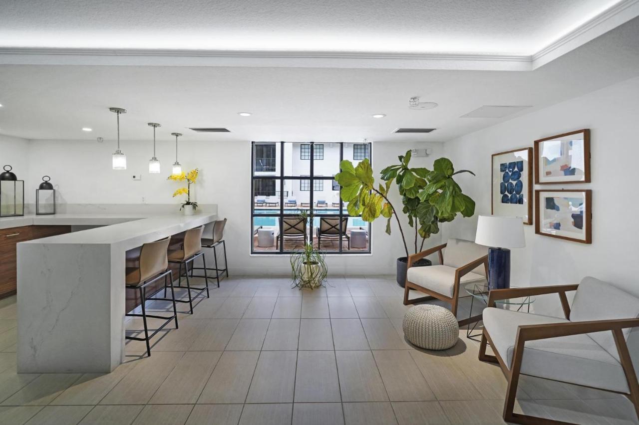 Dharma Coral Gables At Gables Grand Plaza