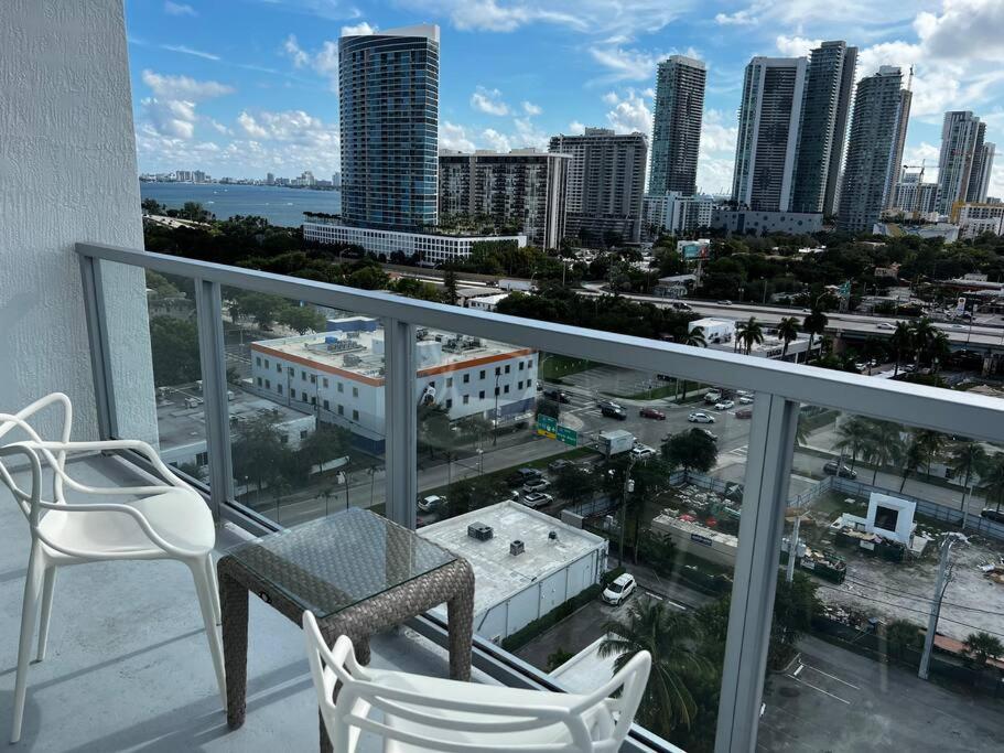 Apartment Brand New Floor In The Heart Of