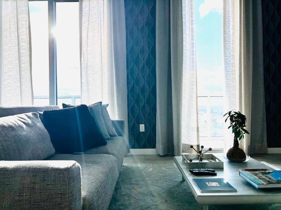 Brand New Floor In The Heart Of *