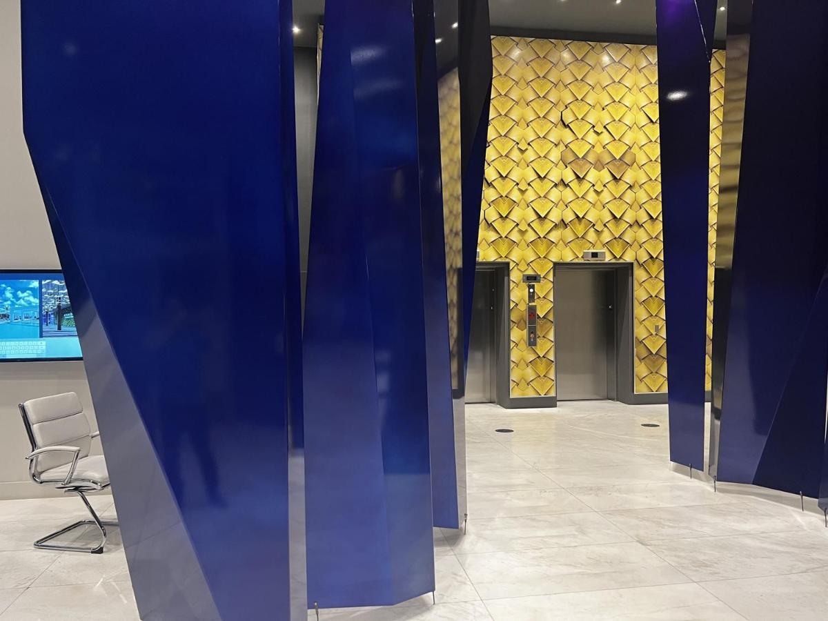 Apartment Brand New Floor In The Heart Of