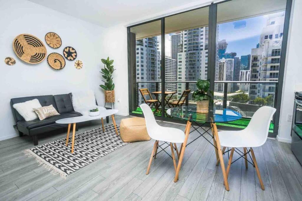 **Luxurious,Boho Studio In Downtown Miami/Bay View Apartment *