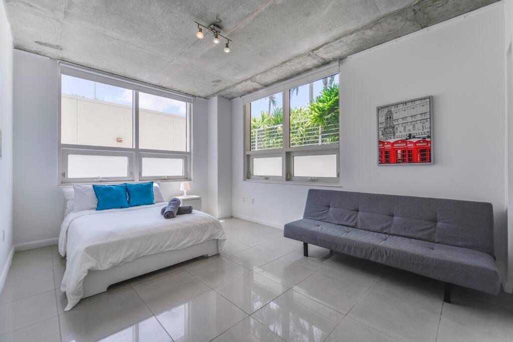 Apartment Awesome With Pool In Midtown Miami