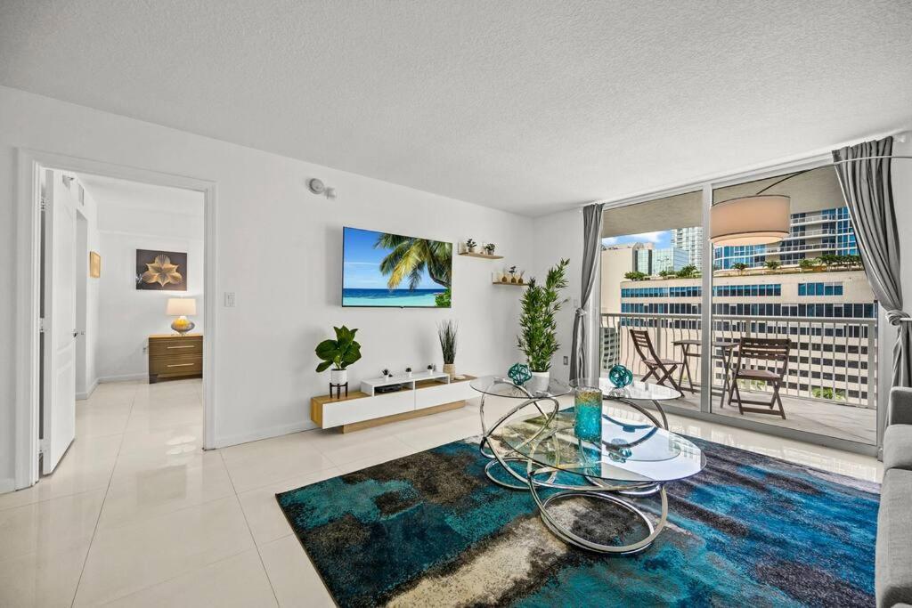 Amazing Location W Parking In *