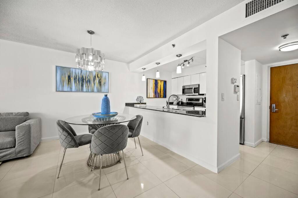 Apartment Amazing Location W Parking In Miami