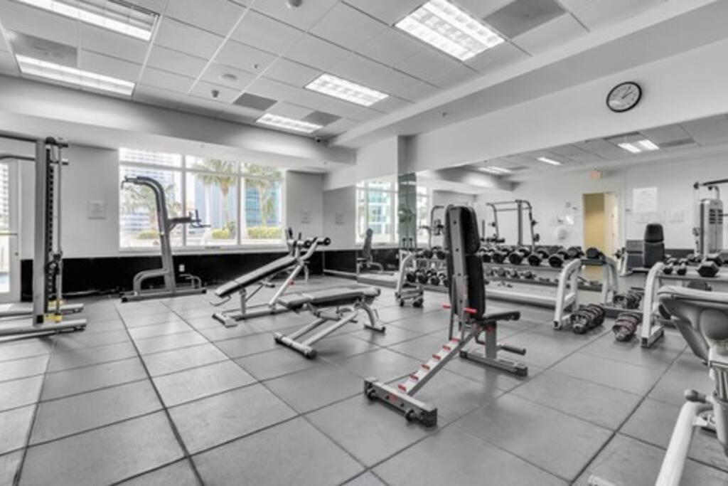Modern 2/2 With Beautiful Ocean And Brickell Views * Miami