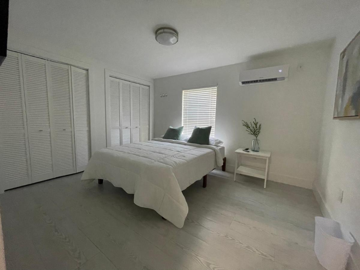Holiday home Large Sleeps 22! *