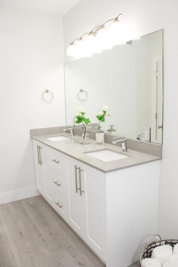 Large Sleeps 22! Holiday home Miami