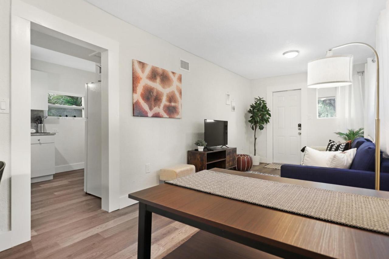 Wynwood's Urban Oasis Apartment Miami