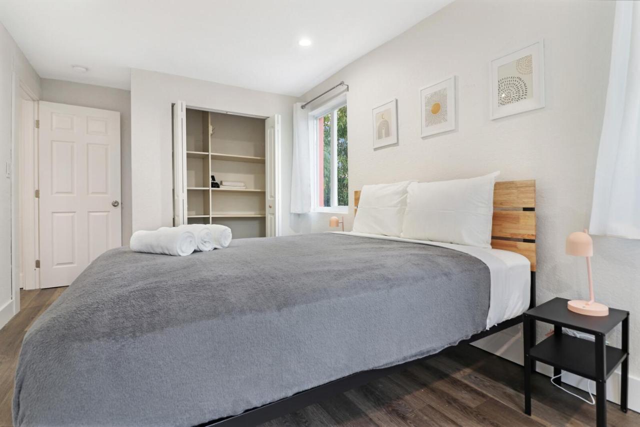 Wynwood's Urban Oasis Apartment