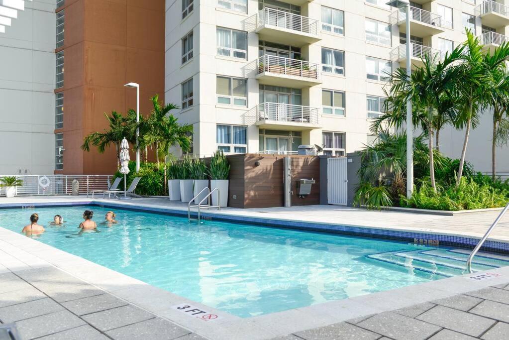 Awesome With Pool In Midtown * Miami