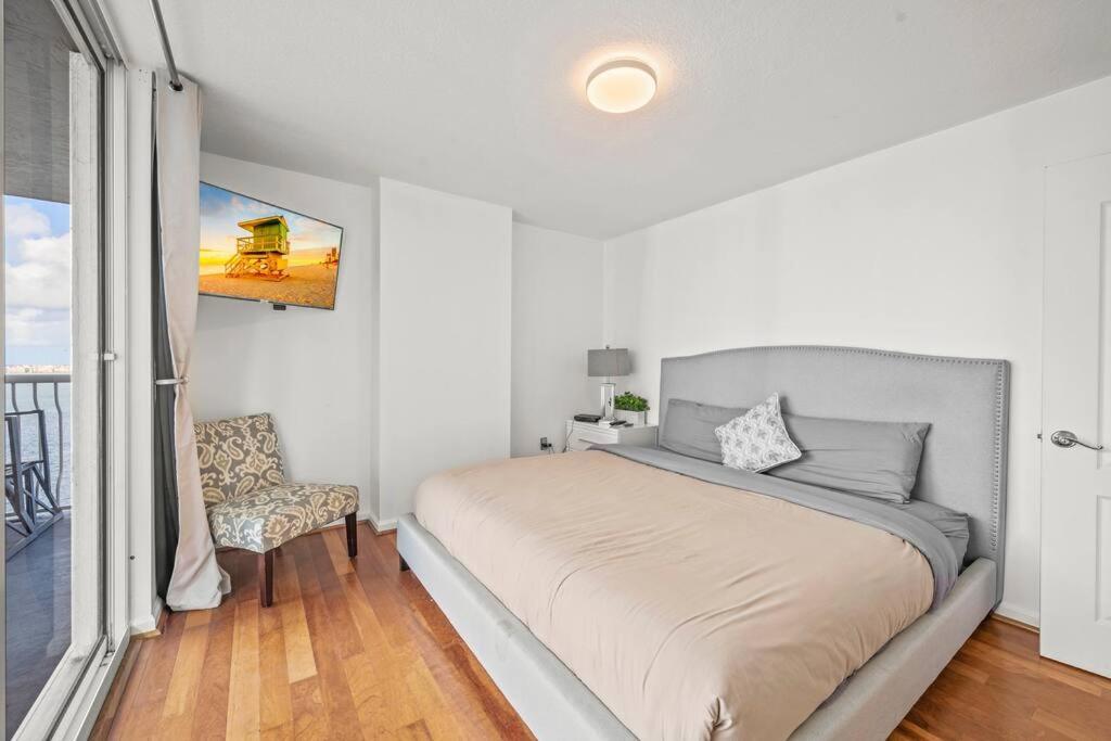 Incredible Ocean View 3 Bedrooms Unit Apartment *