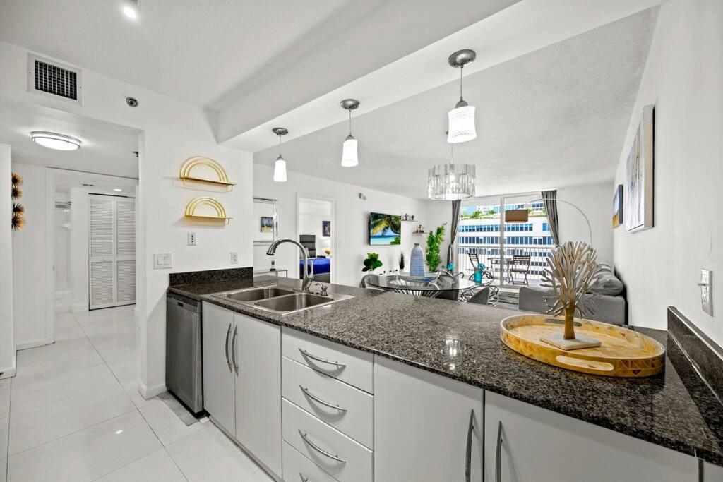 Apartment Amazing Location W Parking In Miami