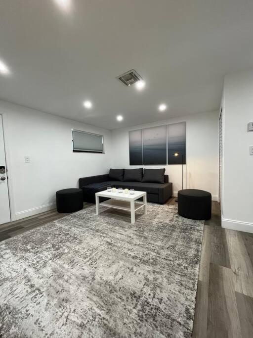 Reach-miami Hosting: Luxury Near Brickell Apartment *