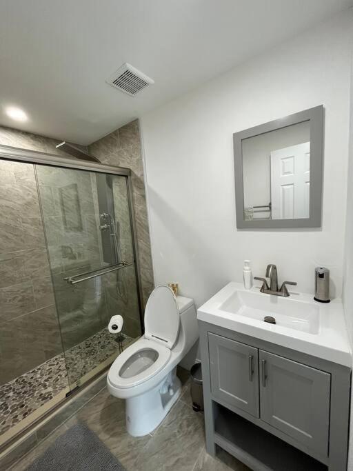 Reach-miami Hosting: Luxury Near Brickell