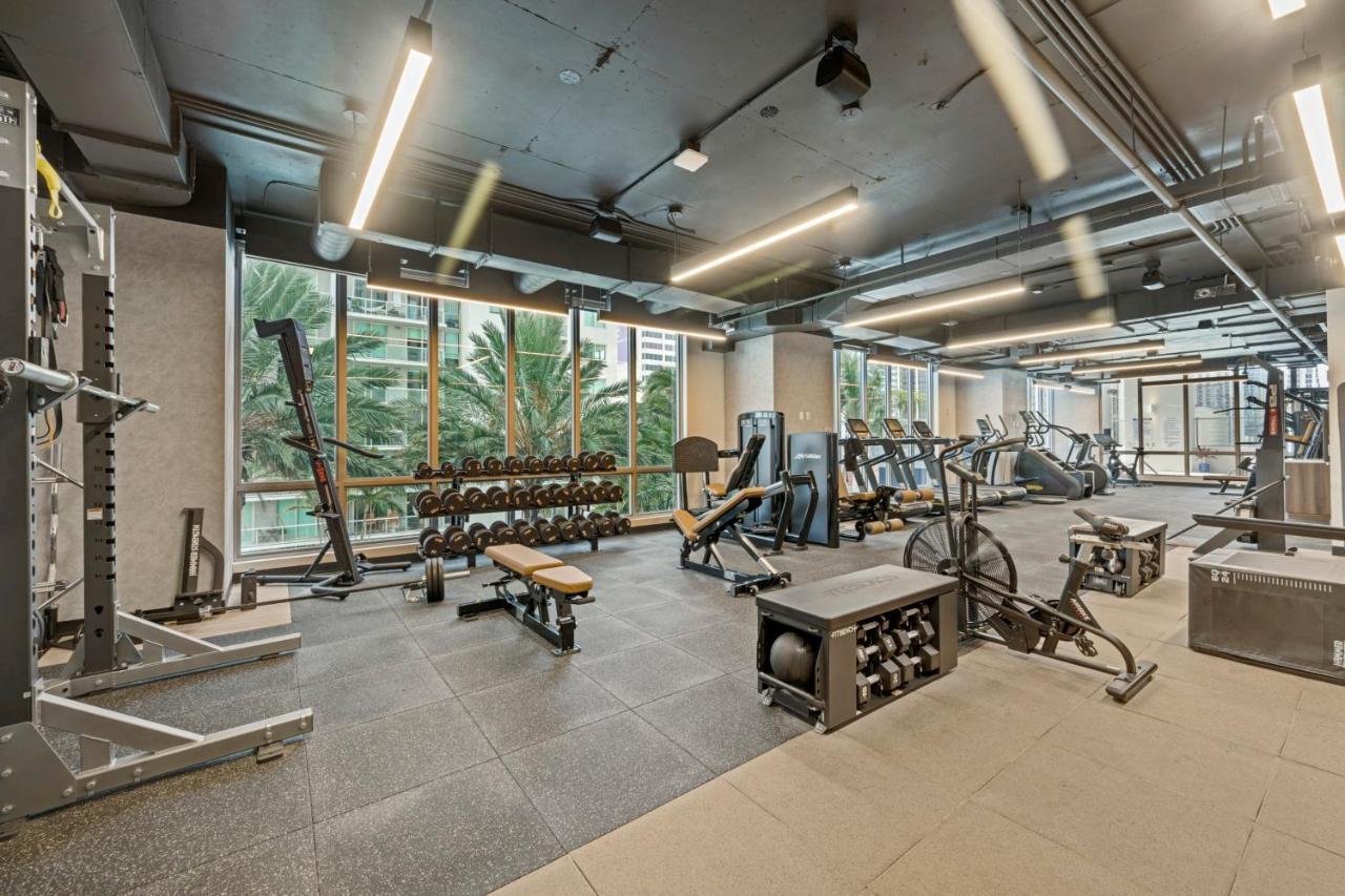 Fabulous With Pool, Gym, Lounge - Prime Location, Apartment *