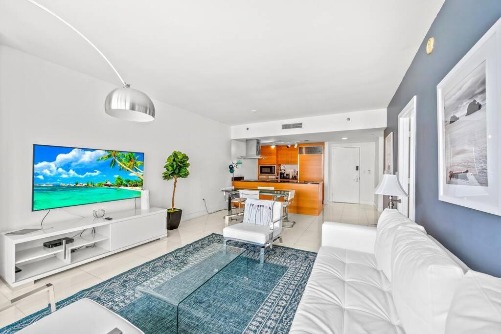 Apartment Gorgeous Unit At The W Building Priceless Location Miami