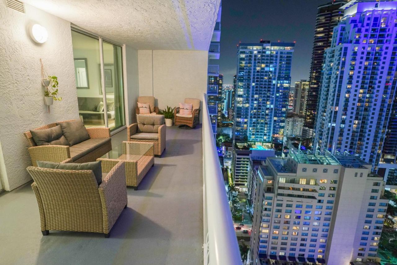Apartment 4 Bed Full In With Skyline & Sea View *