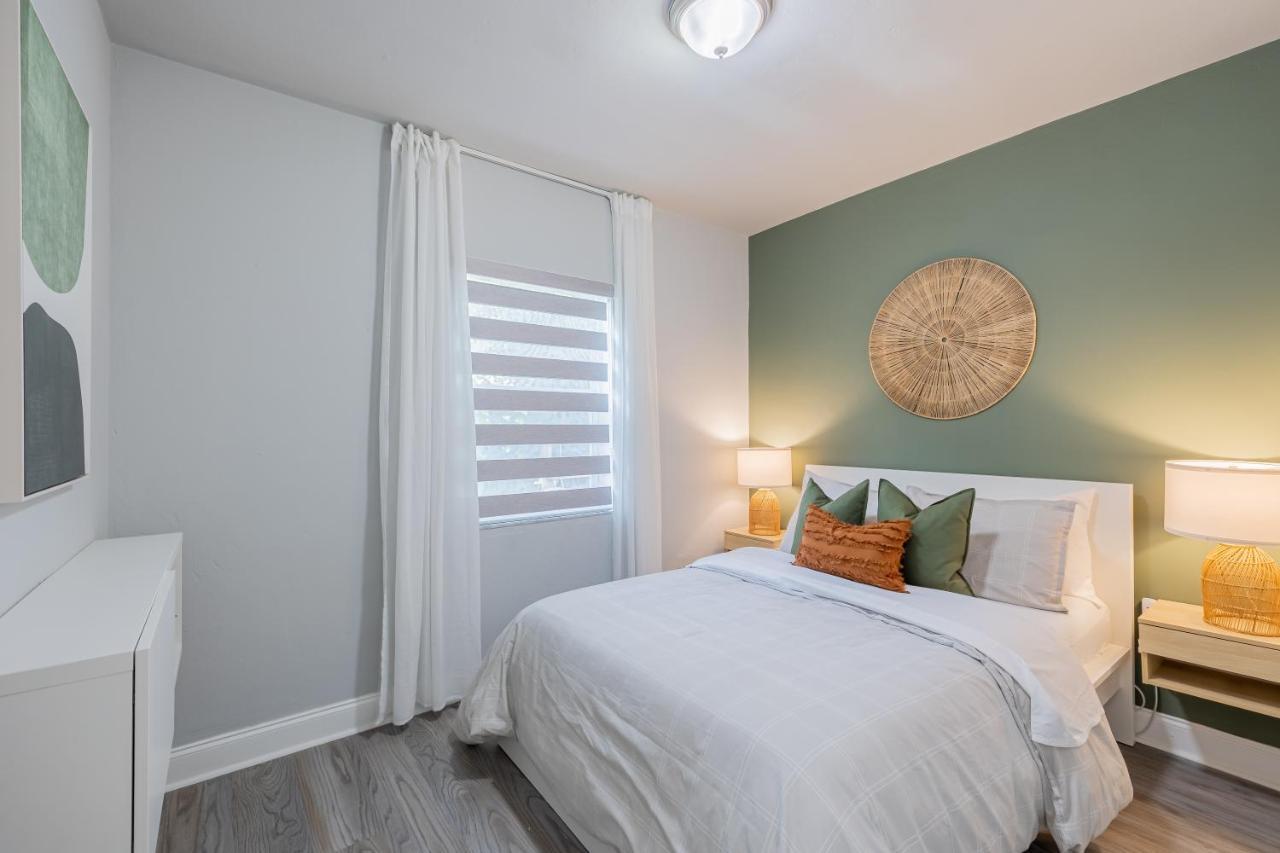 I - Design District - Lux 3br