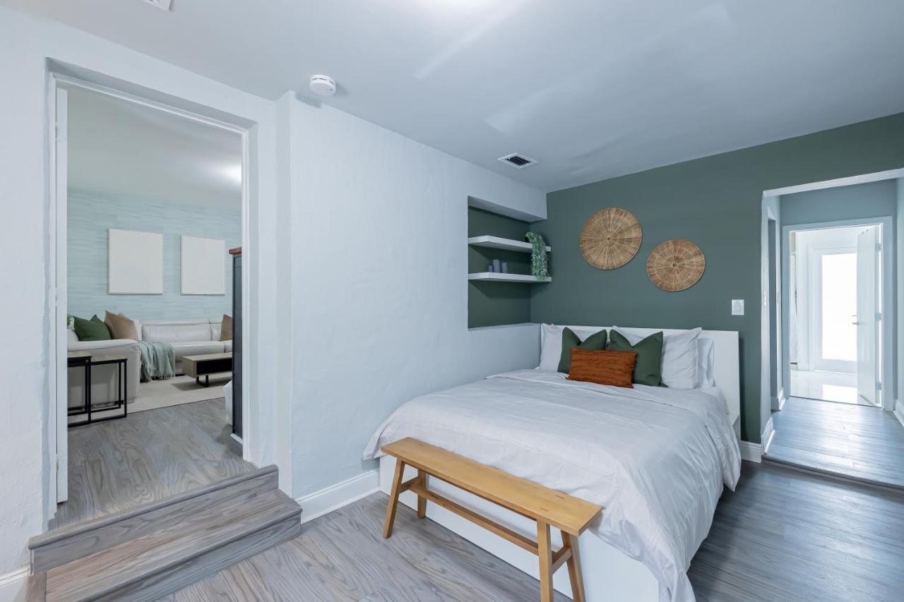 I - Design District - Lux 3br