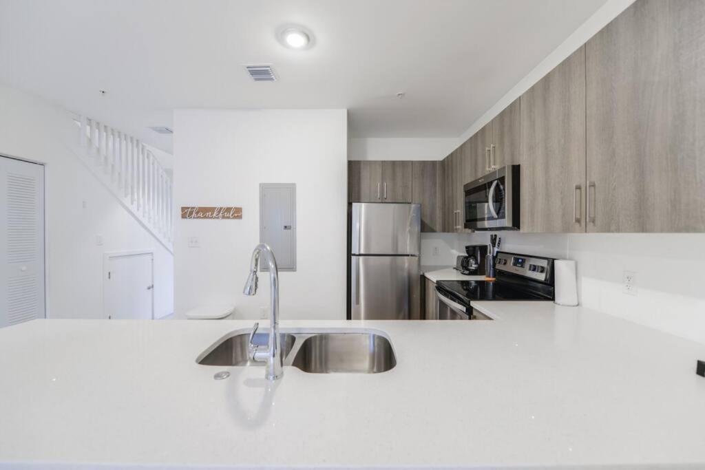 Fantastic Townhouse 15minutes From The Holiday home