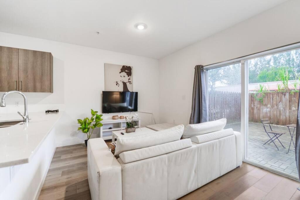 Fantastic Townhouse 15minutes From The Holiday home *
