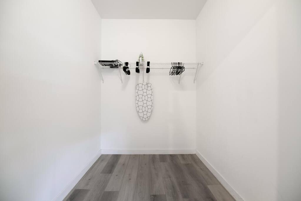Amazing Townhouse 15 Minutes From The Casa de férias
