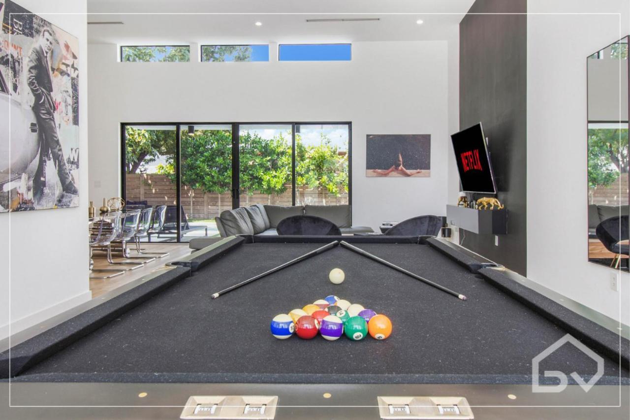 Villa Noir Design District 4br & 2ba Sleeps 14 With Grill, Pool Table, Pool & Miami