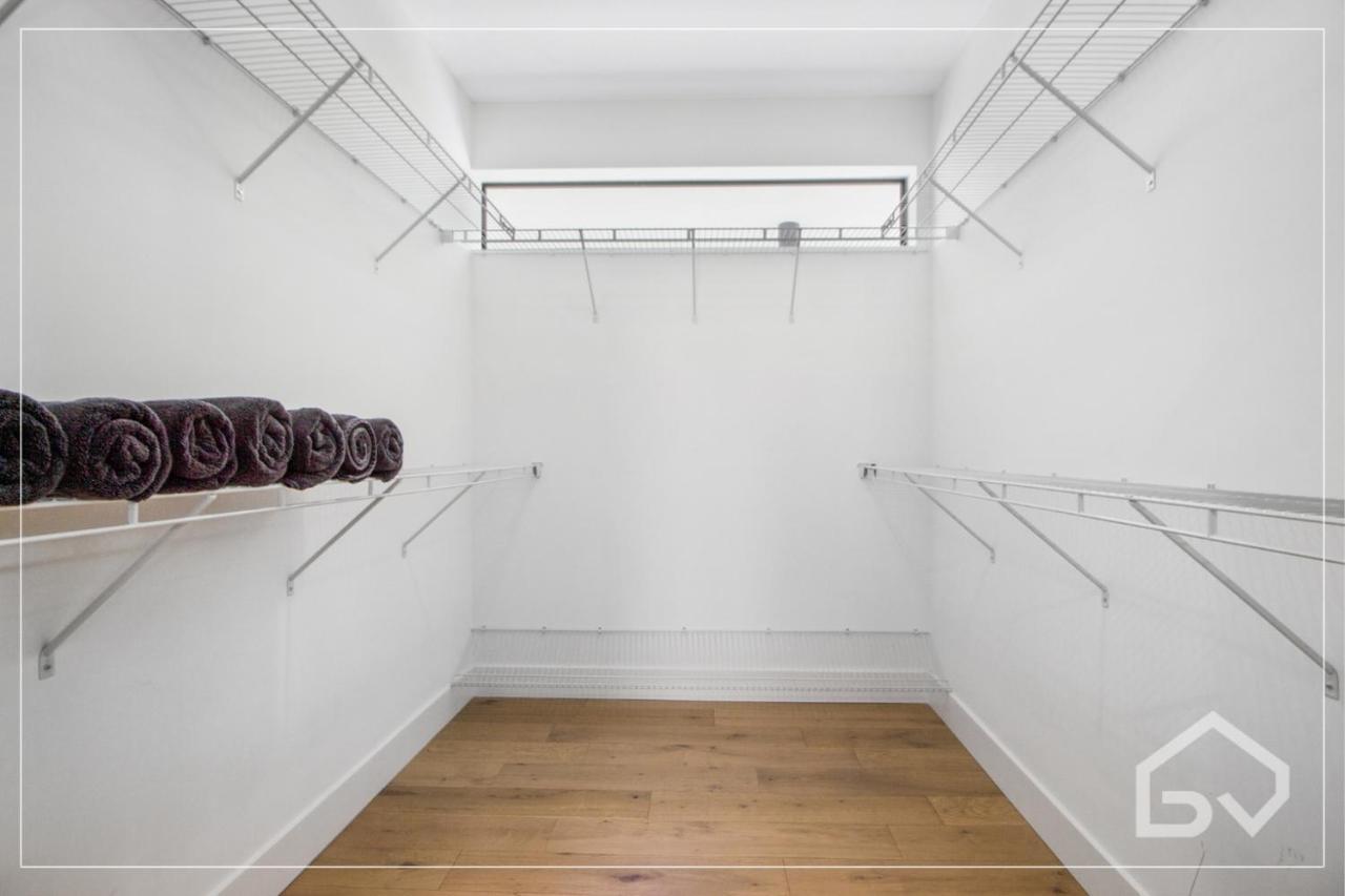 Noir Design District 4br & 2ba Sleeps 14 With Grill, Pool Table, Pool & * Miami