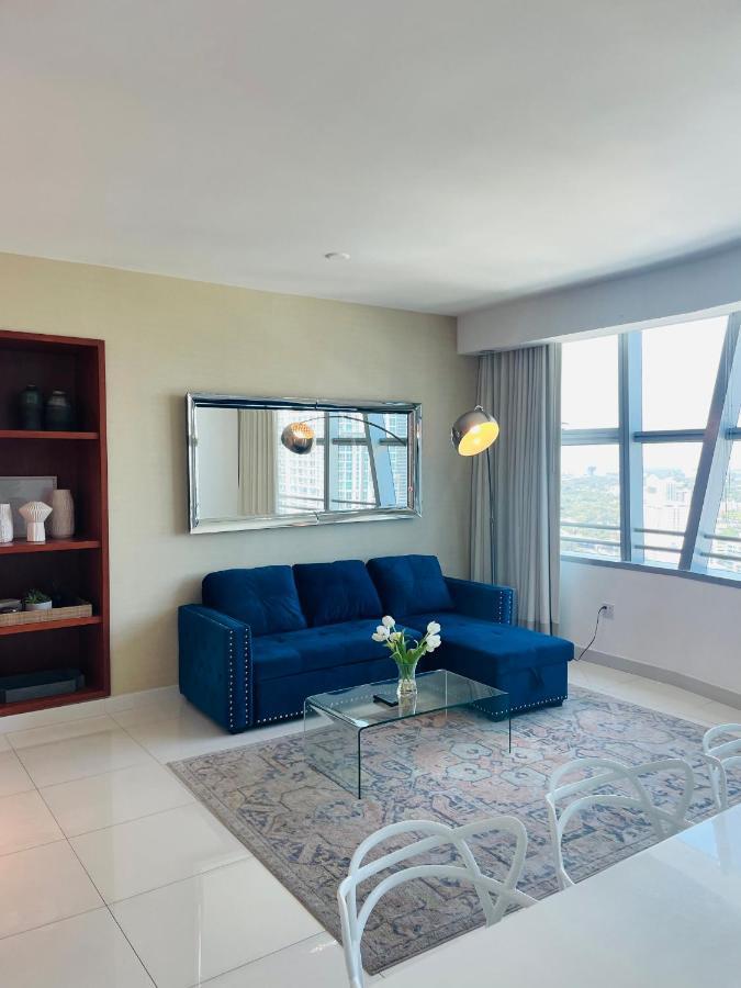 3 Bedroom In The Heart Of Brickell Sleeps 8 Apartment *
