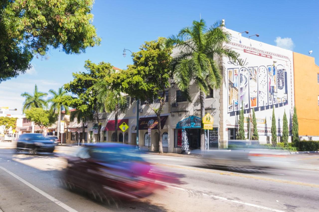 Aerie Miami