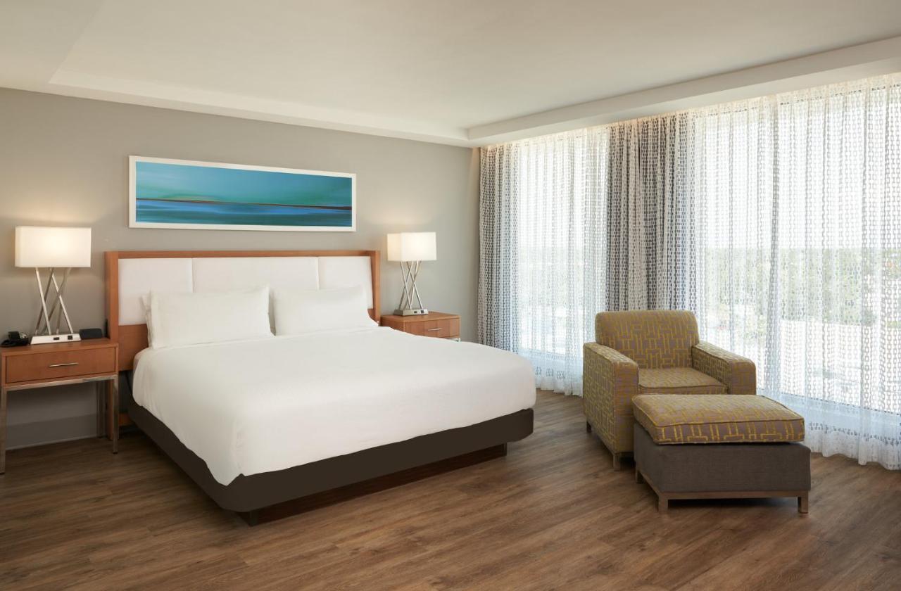 Hotel Doubletree By Hilton North I-95 Miami