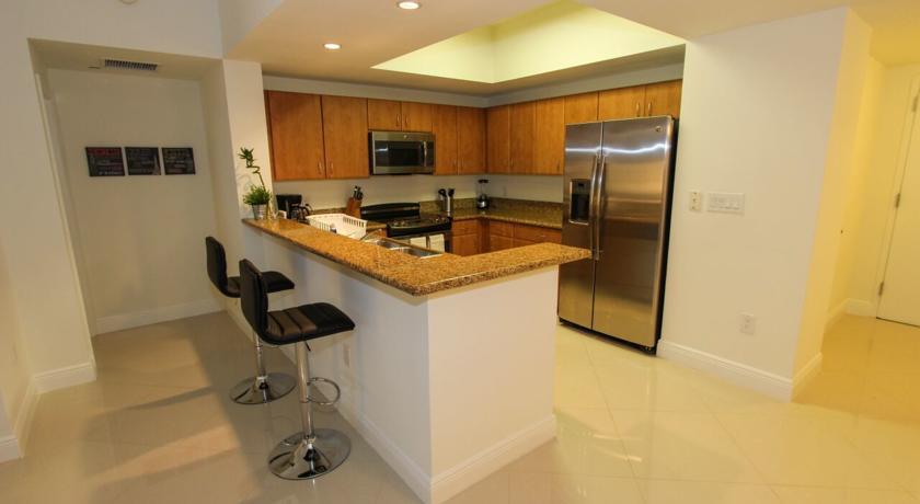 Obrickell Apartment