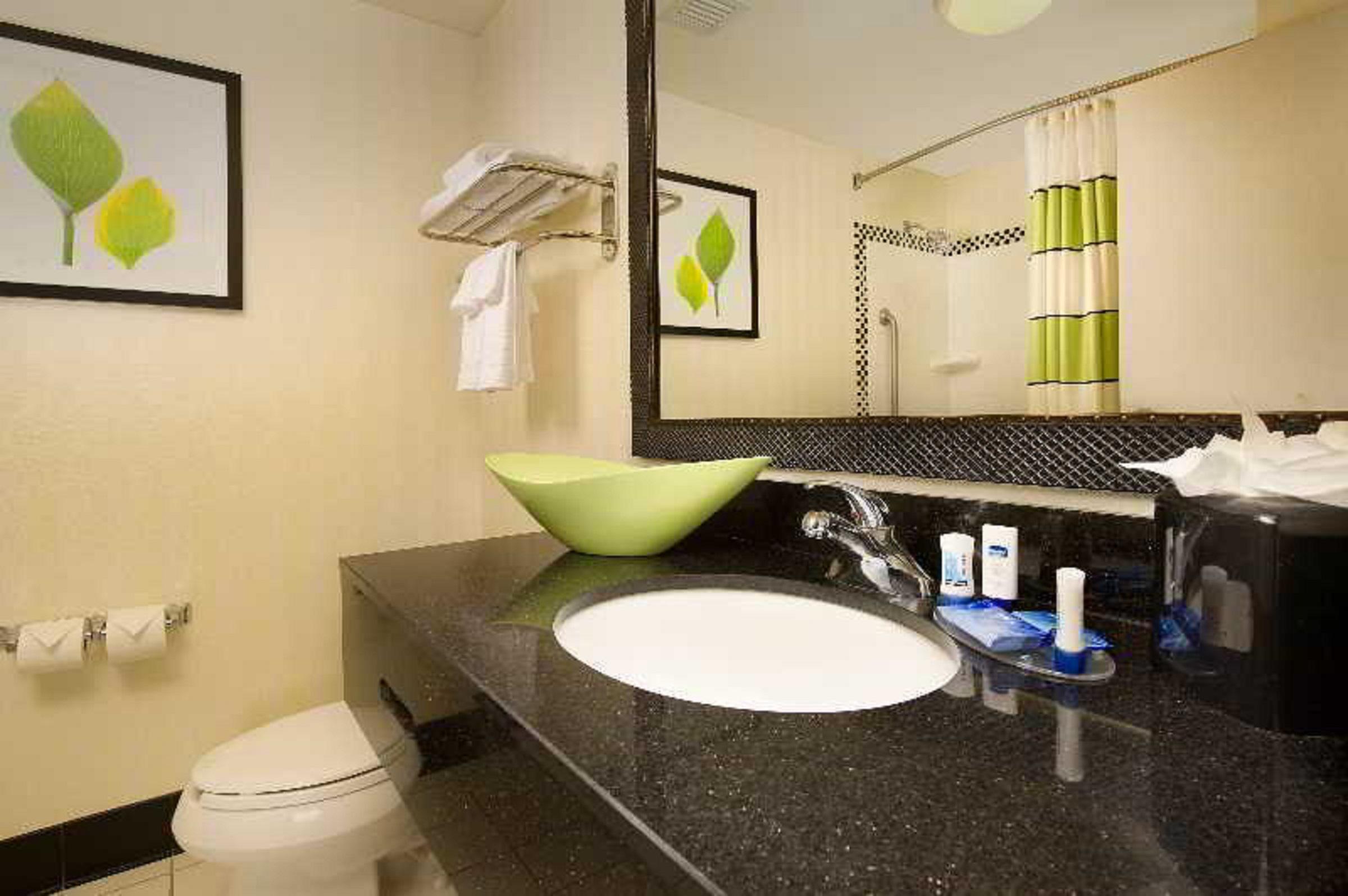 Fairfield & By Marriott Airport South 3*
