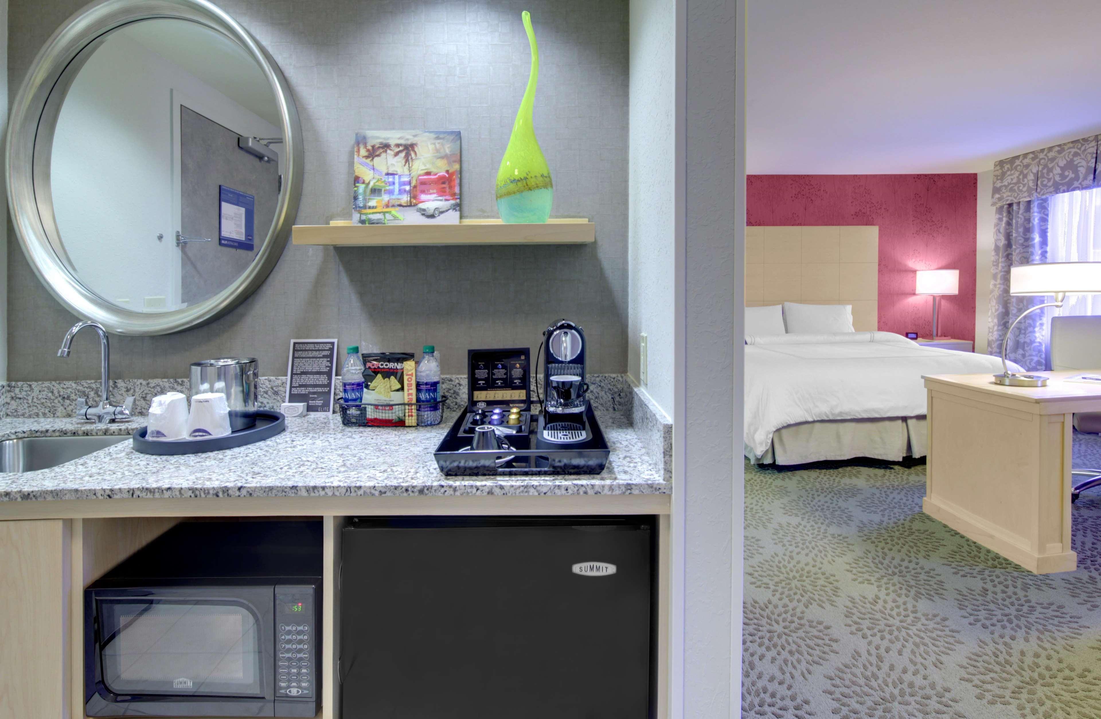 Hampton & By Hilton Downtown/brickell