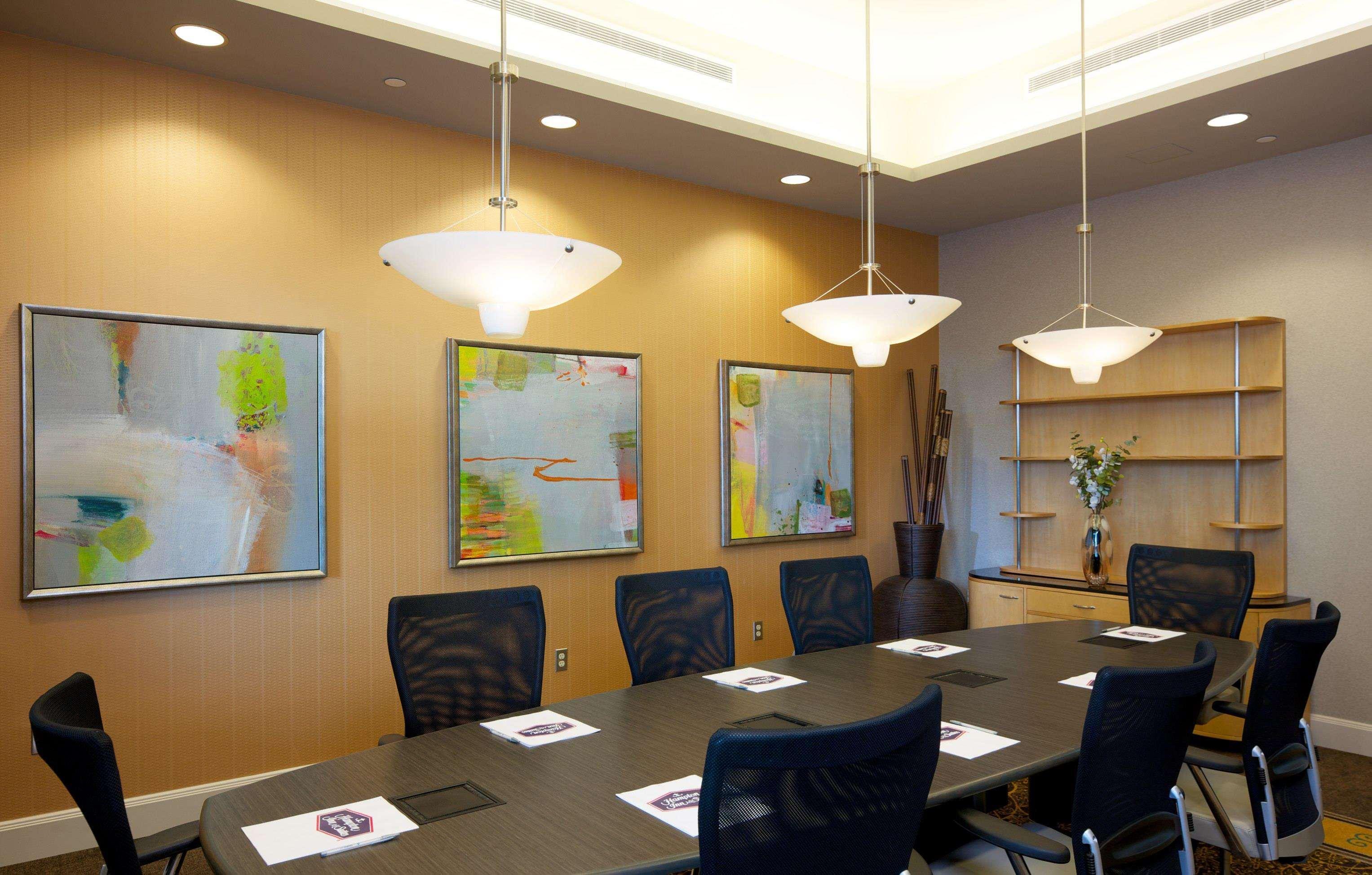 Hampton & By Hilton Downtown/brickell 3*