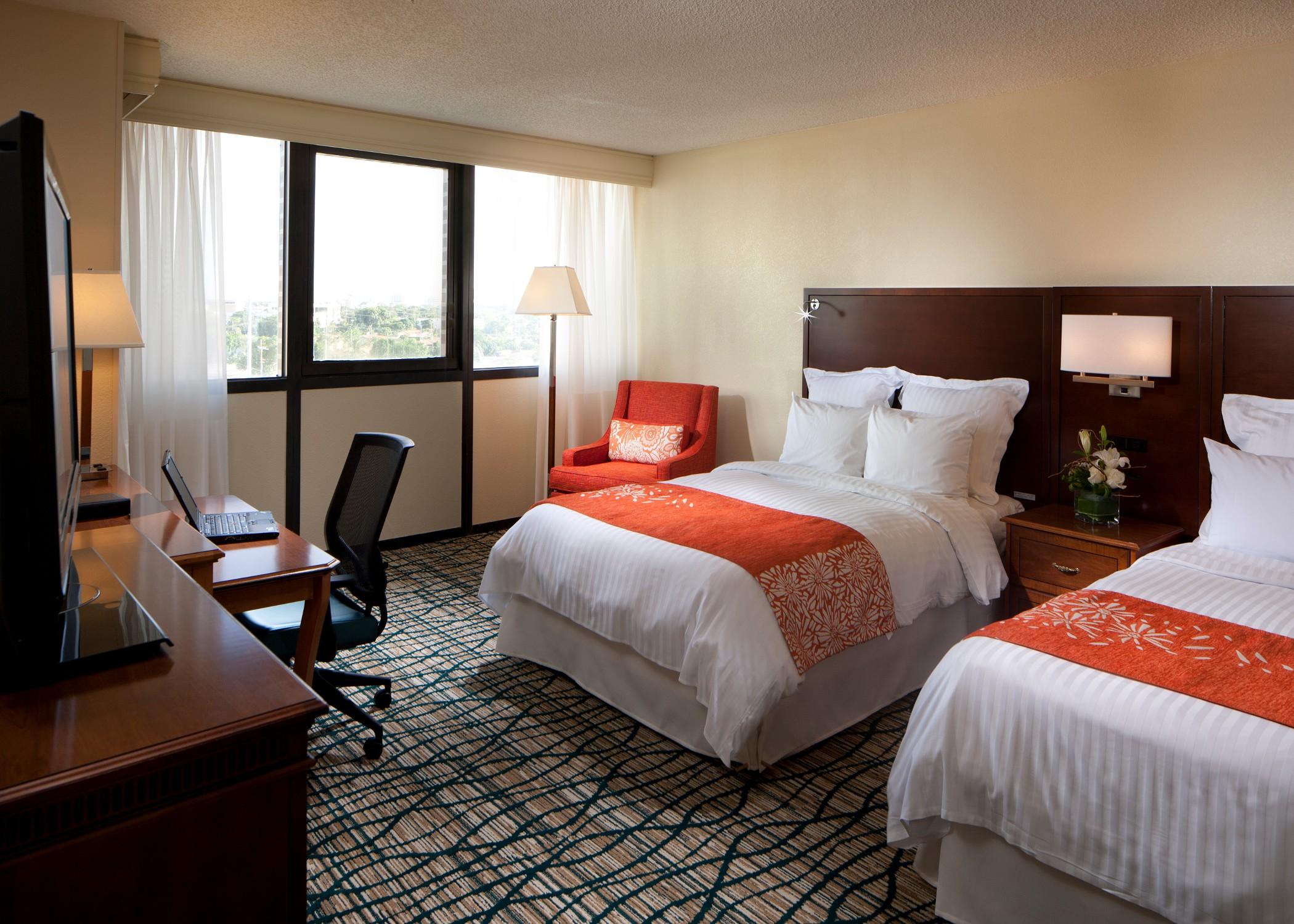Airport Marriott 4*