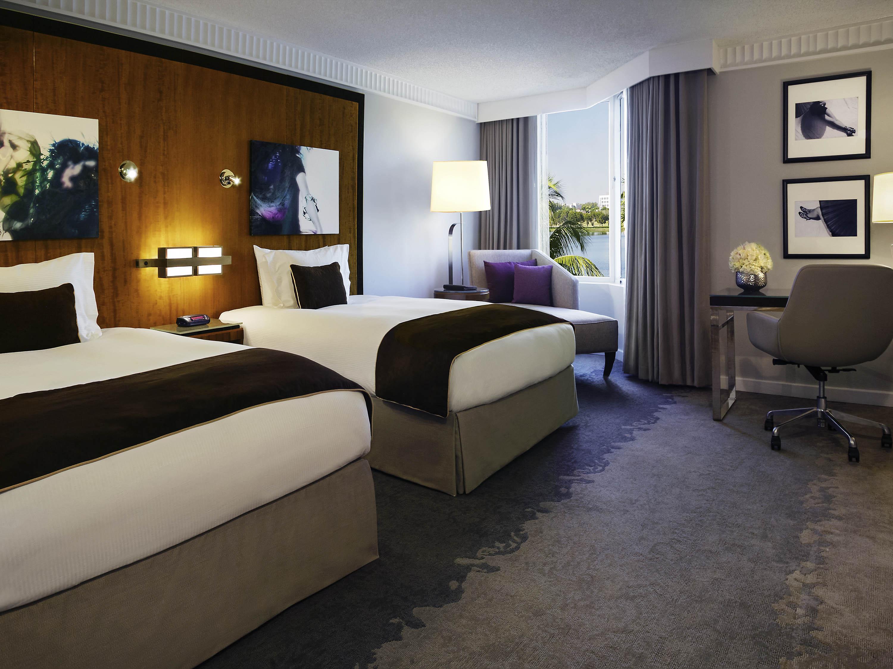 Pullman Airport 4*