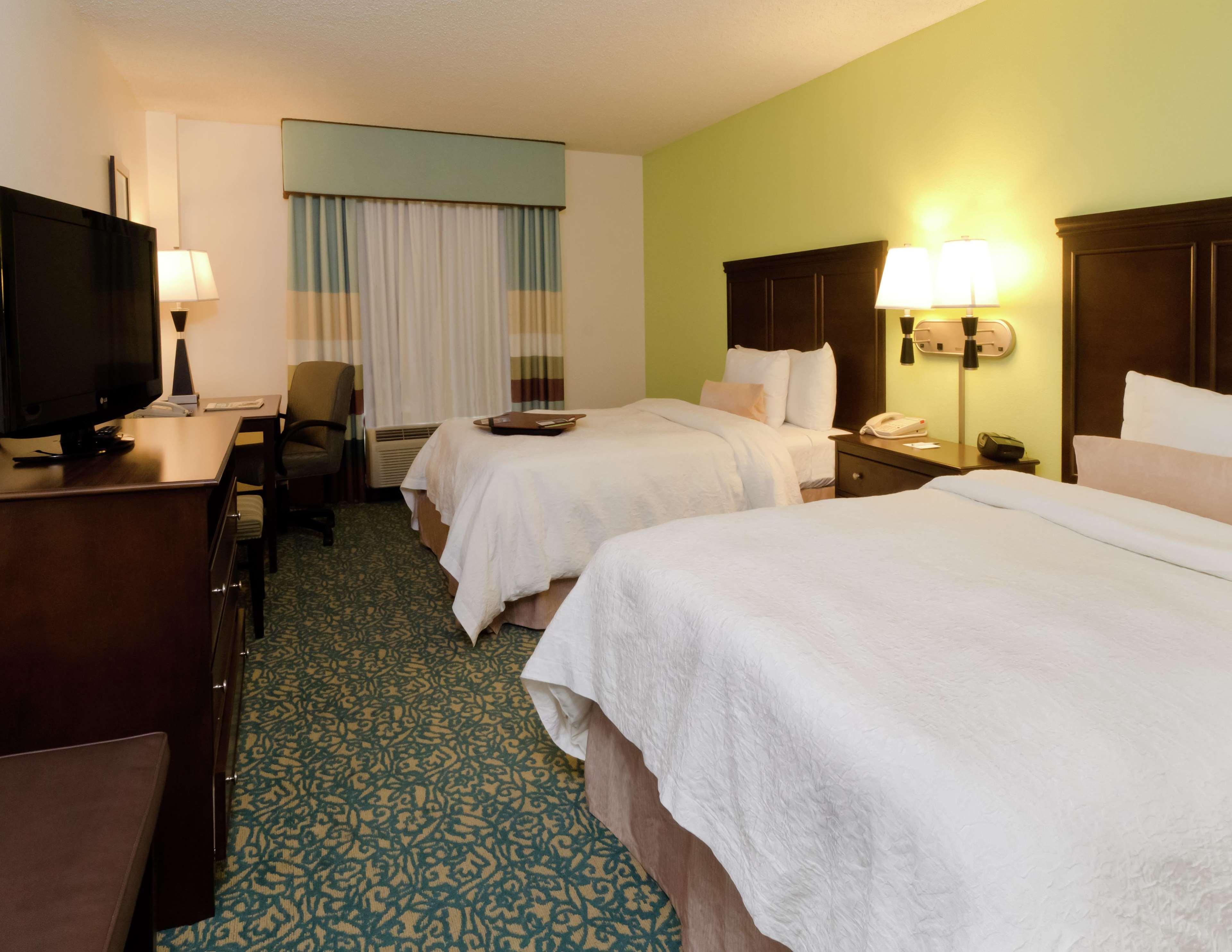 Hotel Hampton & Miami-doral Dolphin Mall 3*