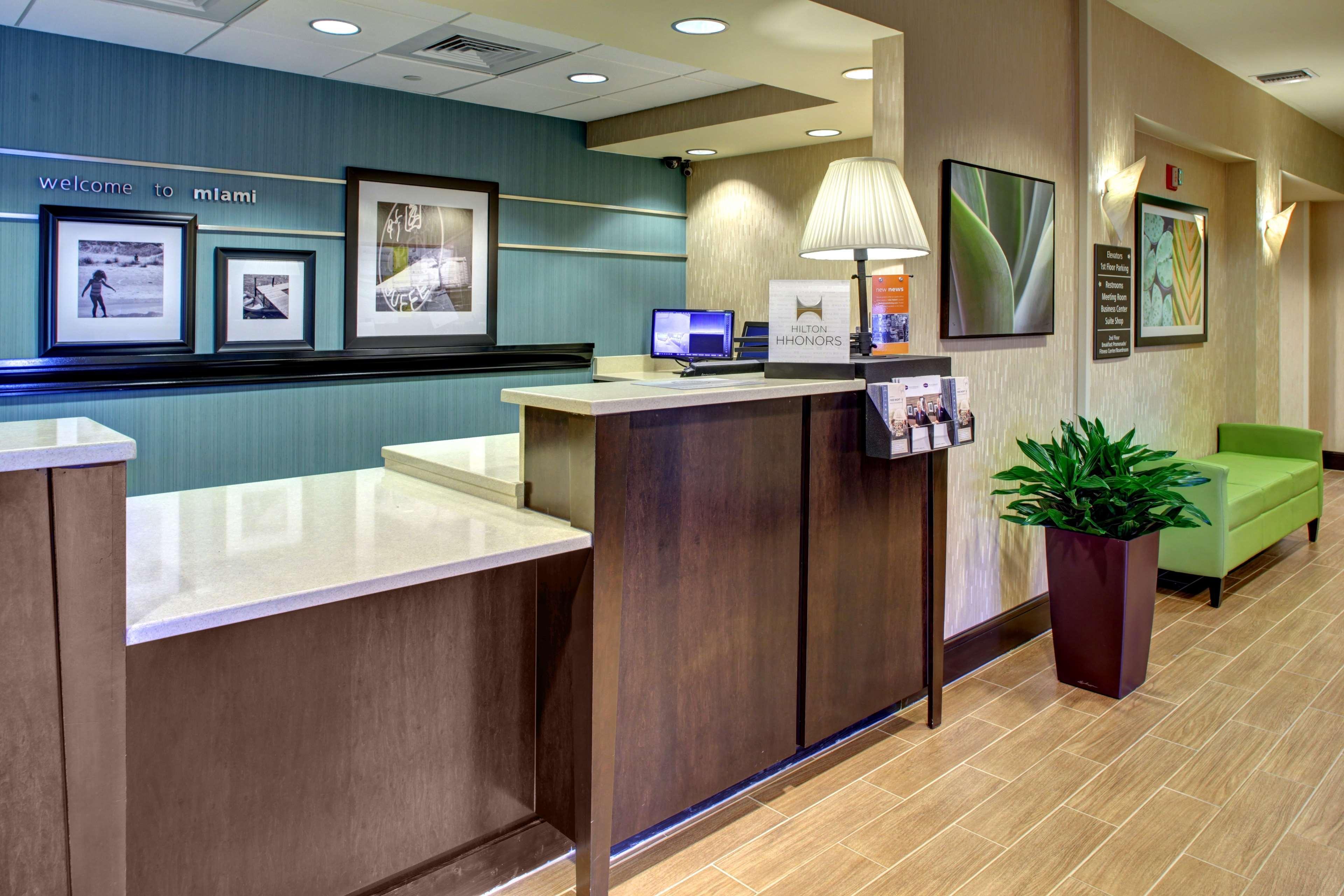 Hotel Hampton & Airport South/blue Lagoon Miami