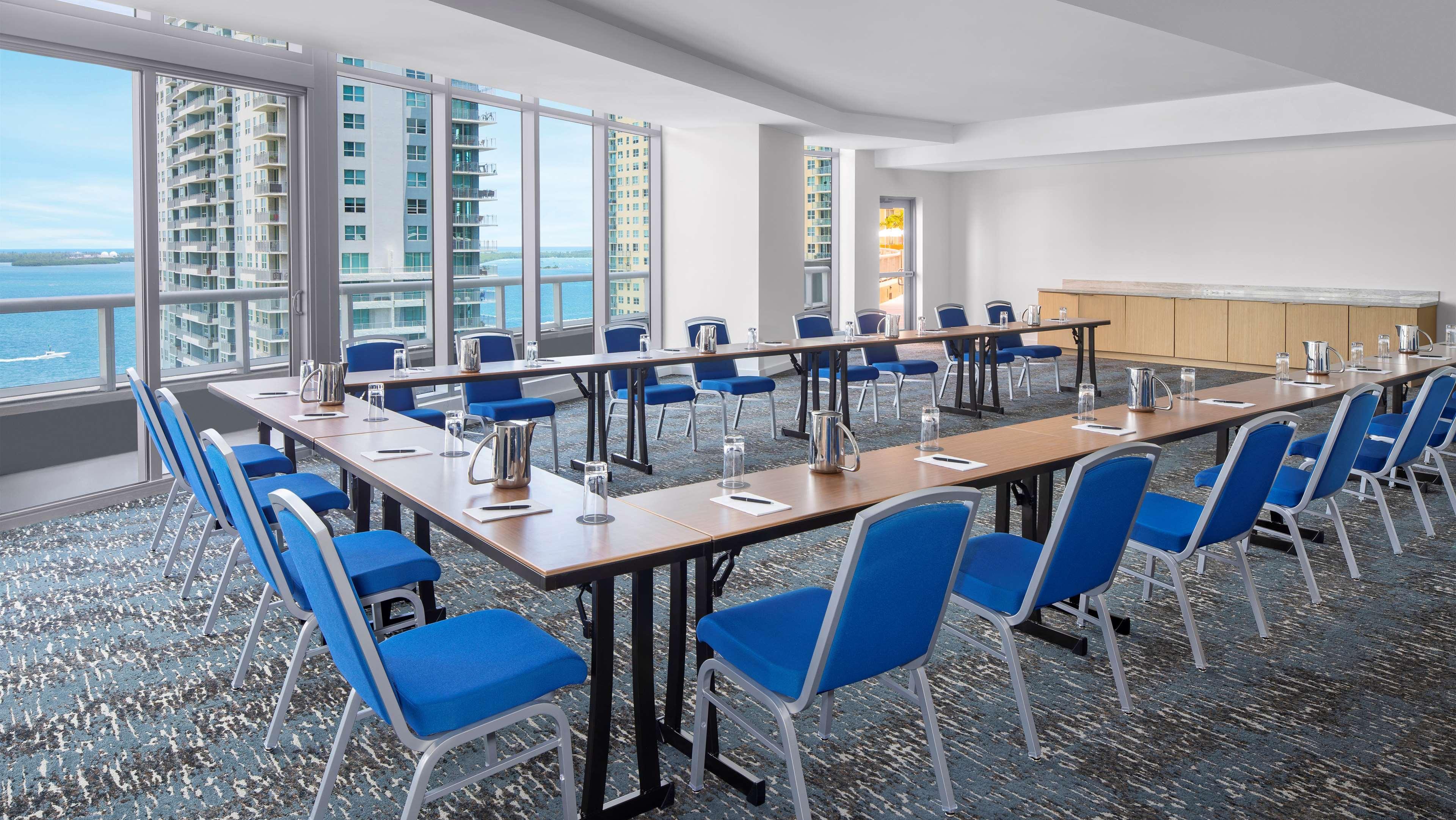 Hyatt Centric Brickell 4*