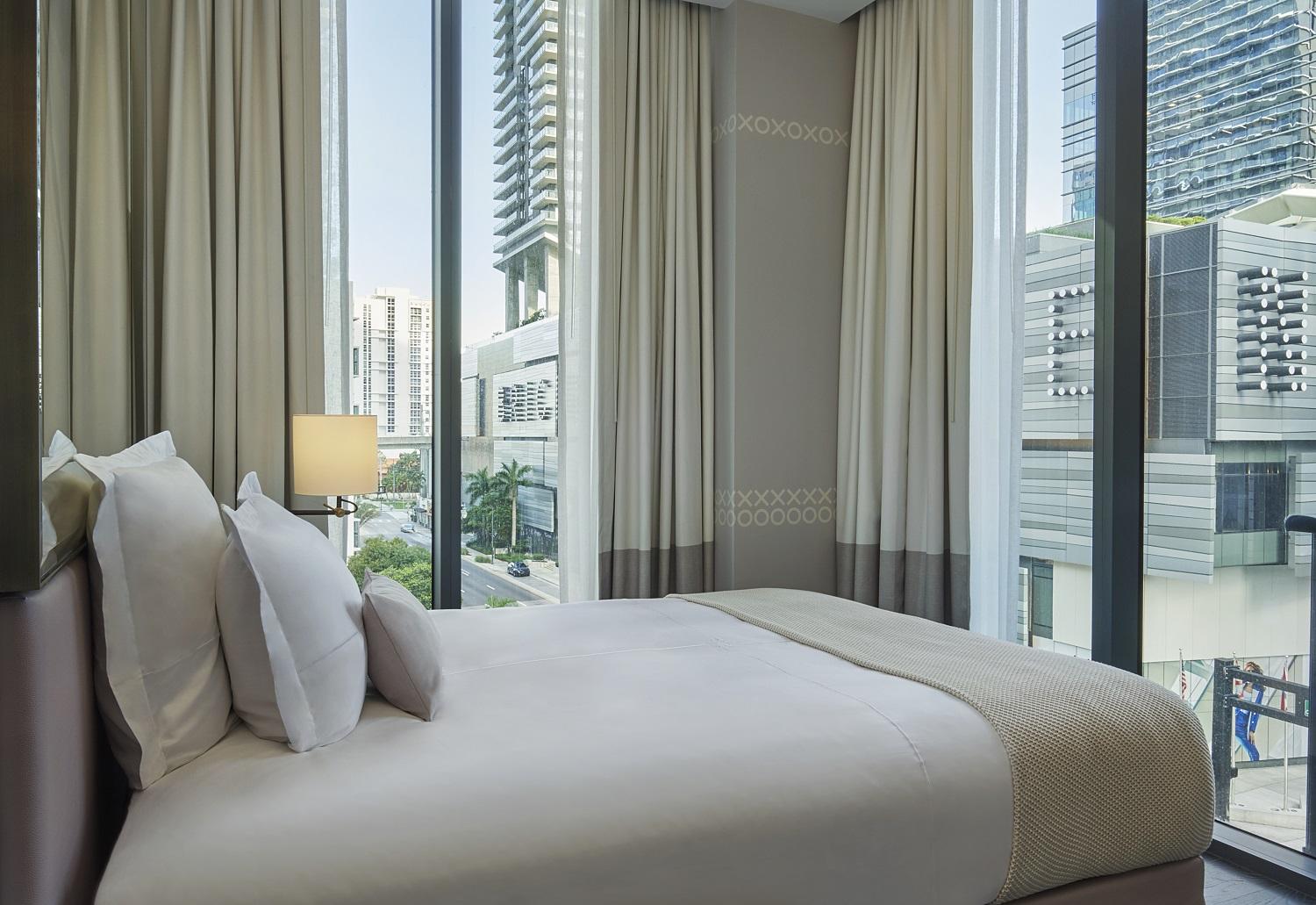 Sls Lux Brickell 5*